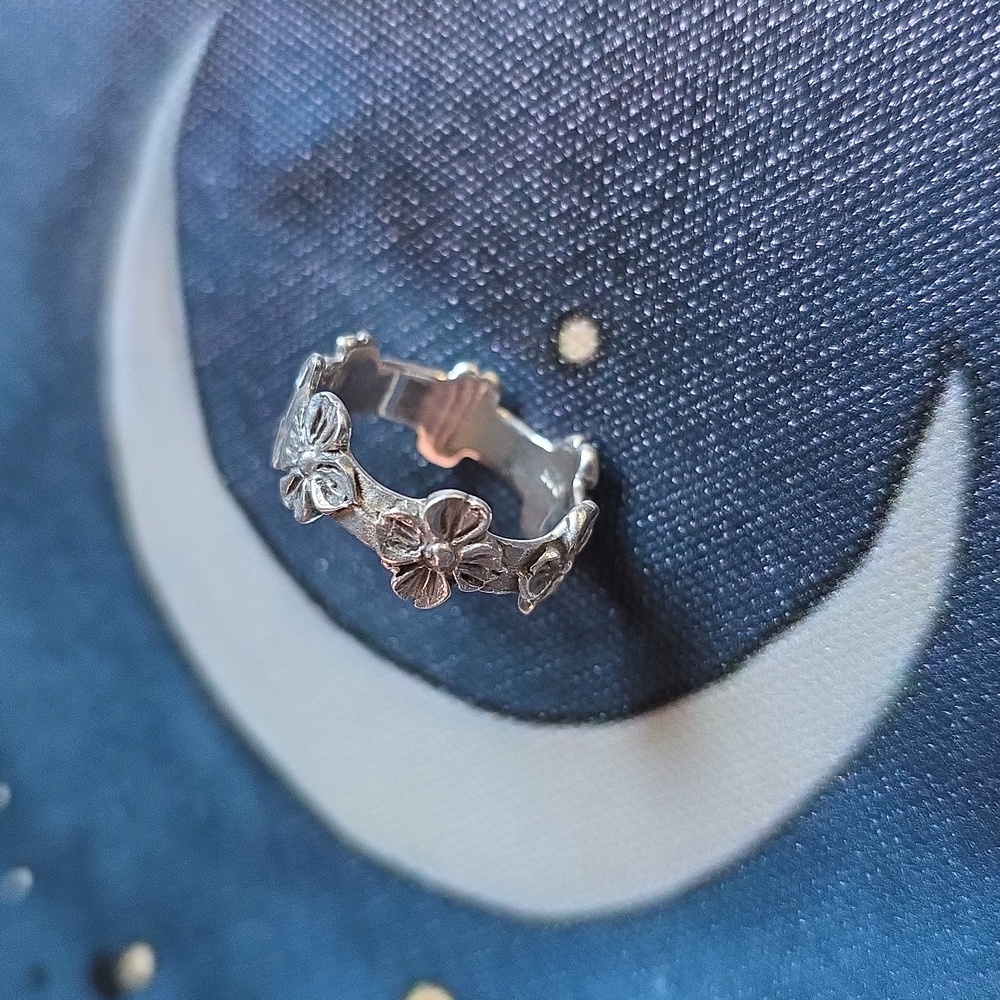 Floral Infinity Repeat 925 Ring Sz 6